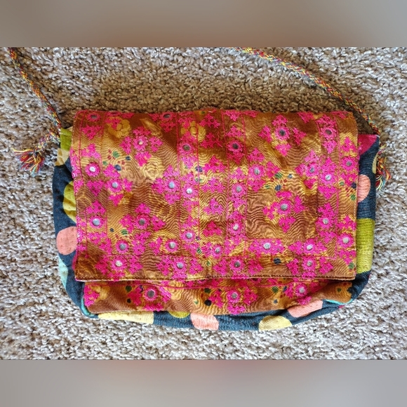 Colorful Women's Shoulder Bag - Picture 2 of 11
